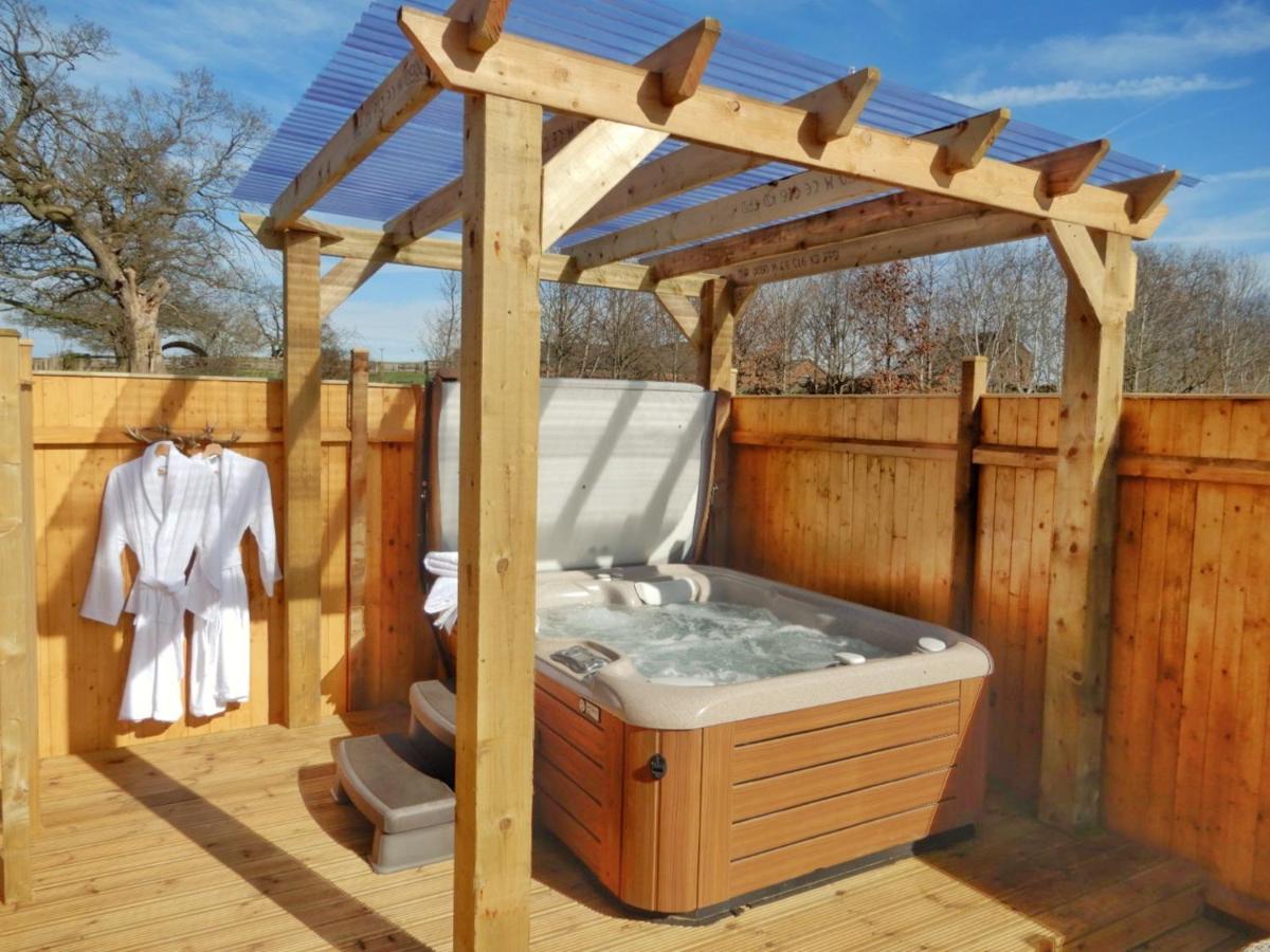 Balmoral Studio Lodge Ellesmere Esterno foto
