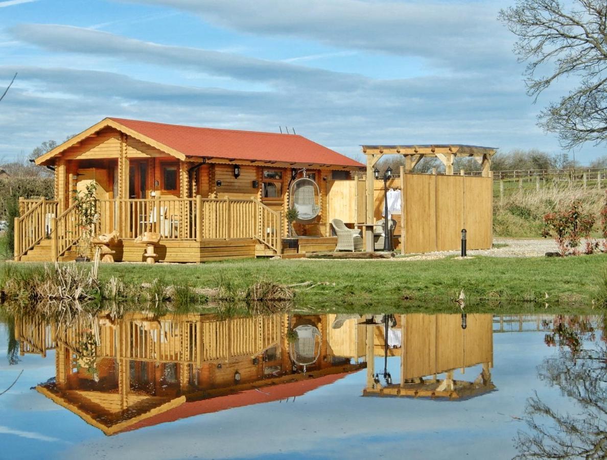 Balmoral Studio Lodge Ellesmere Esterno foto