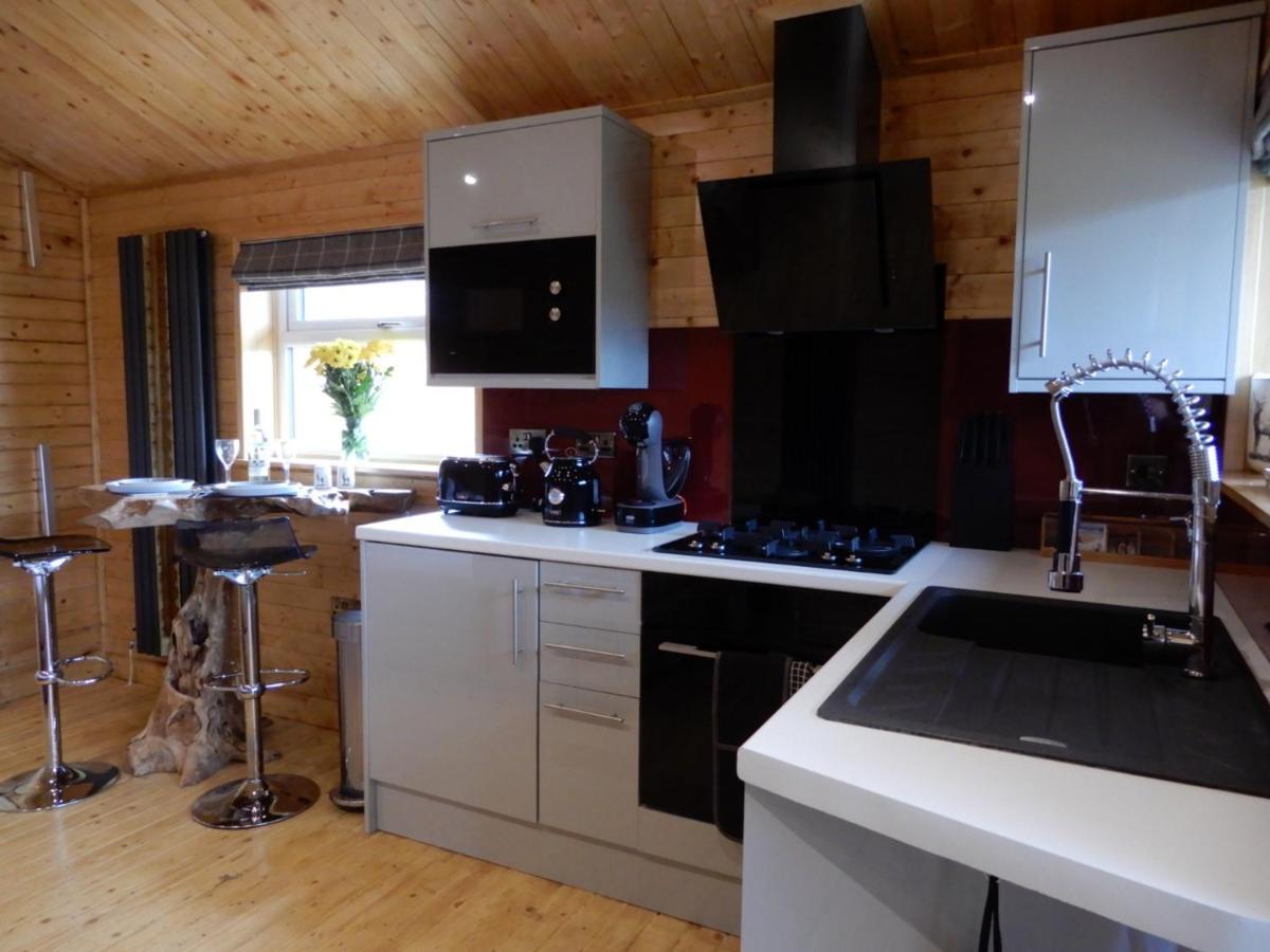 Balmoral Studio Lodge Ellesmere Esterno foto