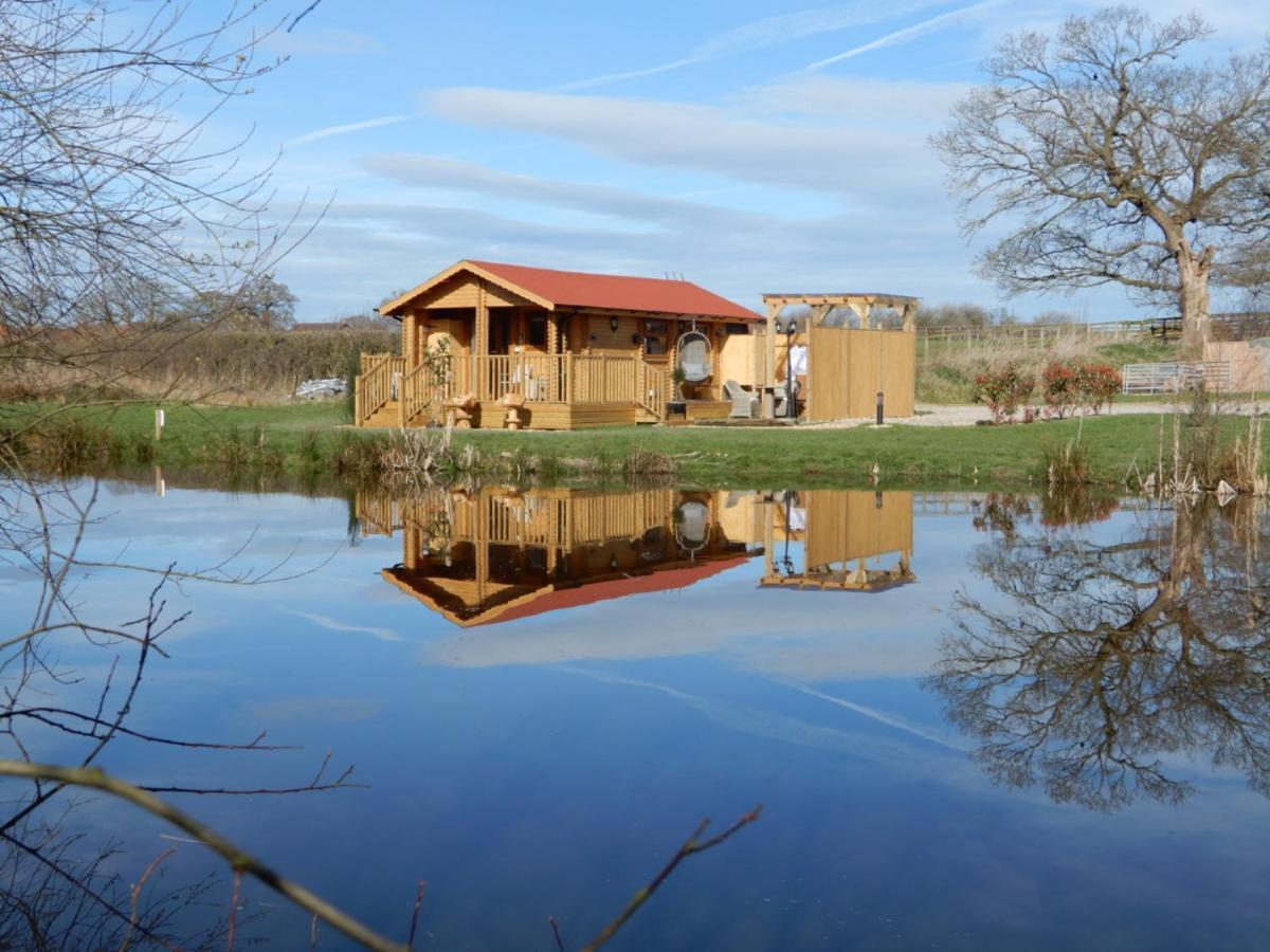 Balmoral Studio Lodge Ellesmere Esterno foto